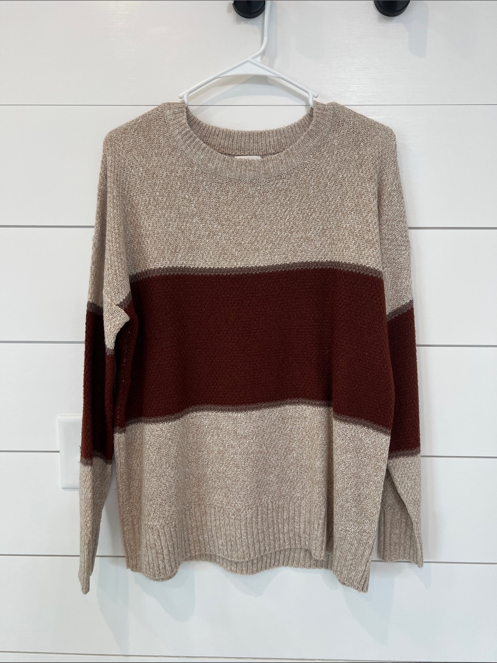 Pulse Cream Knit Pullover Sweater